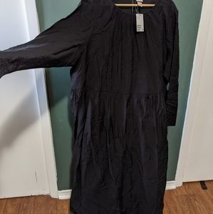 Long black airy dress